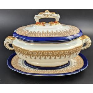Antique Royal Worcester Vitreous Gravy Boat, With Underplate, C. 1899.