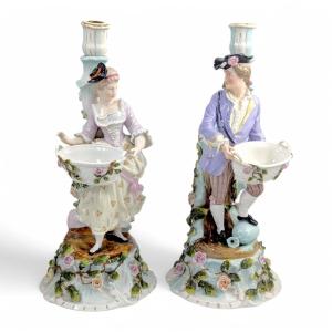 Rare Sitzendorf Porcelain Figural Candlesticks Pair "gardeners With Baskets" C. 1890