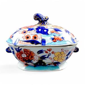 Rare Regency Period Mason’s Ironstone Oyster Pattern Sauce Tureen, England C.1815–1825