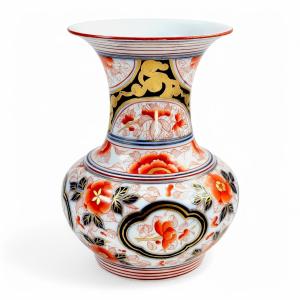 Rare Tinet Montreuil-sous-bois Porcelain Vase With Imari Decoration And Gold Highlights, C 1845
