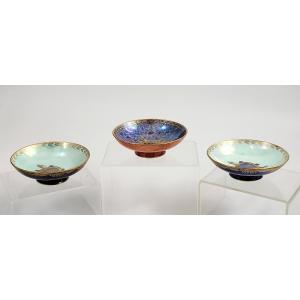Wedgwood Lustre Set Of Three Miniature Bowls By Daisy Makeig-jones, C.1915.