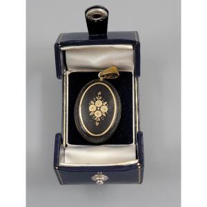 Victorian Tortoiseshell Piqué Pendant, Gold Inlay Floral Panel, C.1860
