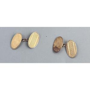 Pair Of 9-carat Gold Oval Chain-link Cufflinks By Steele & Dolphin
