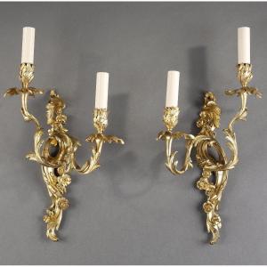 Pair Of Crowned C-shaped Sconces In Gilt Bronze