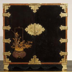 18th-century Edo-style Cabinet