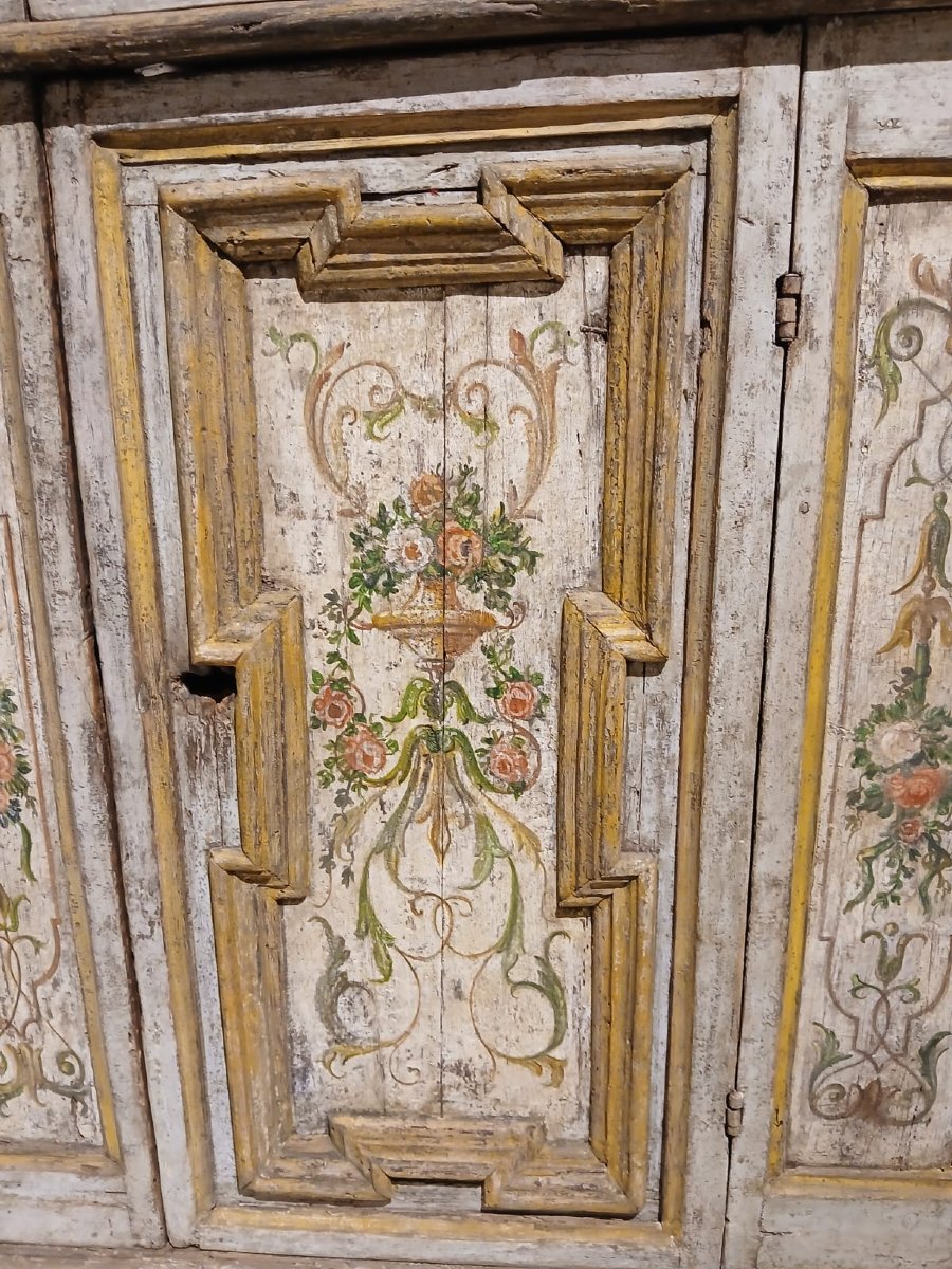 Rara ed importante credenza veneta decorata a tempera magra-photo-4