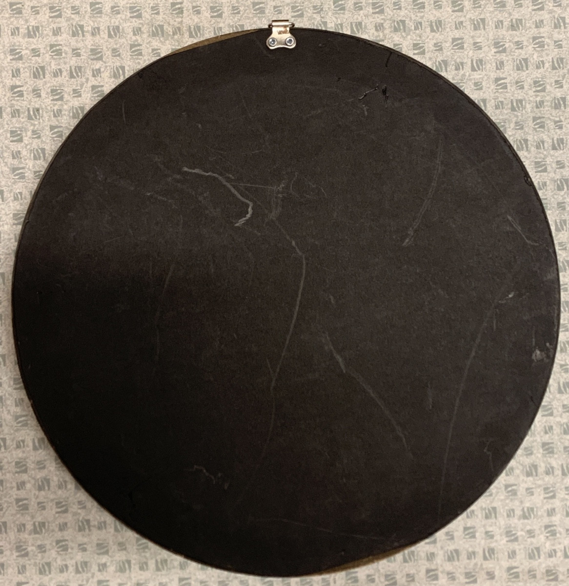 Ritratto di ragazza in tondo. Olio su tela,diametro 32cm. Scuola francese del XVIII secolo.-photo-4