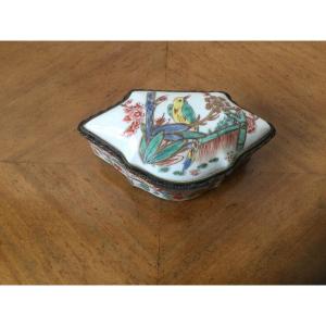 Porcelain Box Bird Decor
