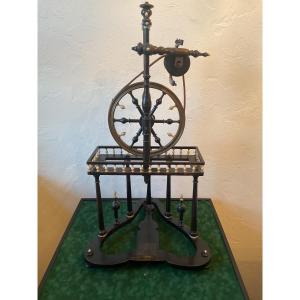 18th-century Spinning Wheel In Blackened Pear Wood And Ivory, The Wheel In Gilt Bronze 