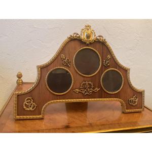 Elegant Easel Frame With Three Circular Views