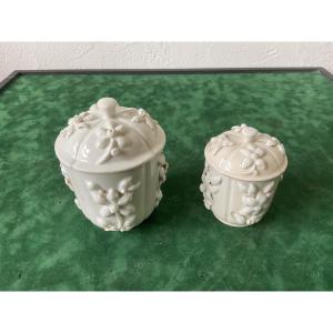 Saint Cloud 2 Pots Of Different Sizes Letters T