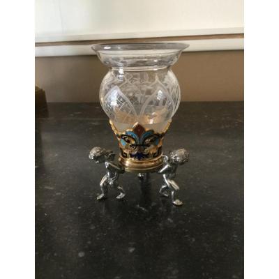 Engraved Crystal Vase Gilt And Enameled Bronze Support Supported By Three Loves In Bronze
