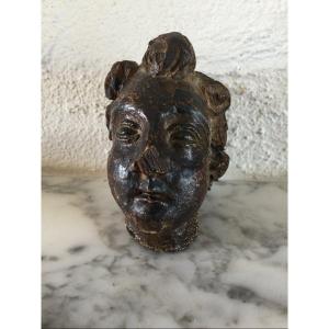 Head In Carved Wood Era XVII / XVIII