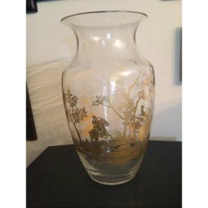 Vase Decorated With A Gold Hunting Scene