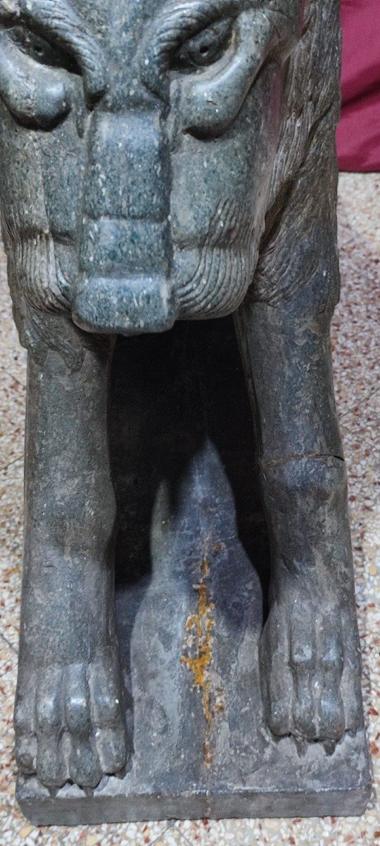 Scultura In Basalto Leone  Medievale-photo-3