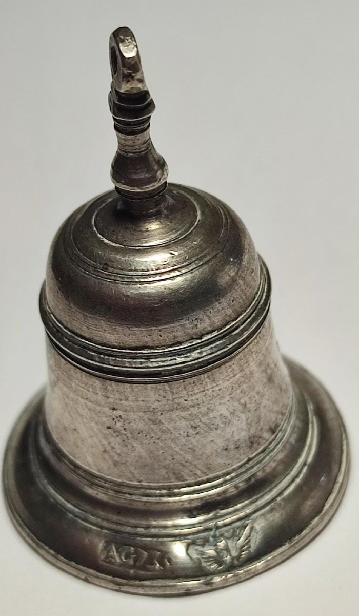 collezione di nove antichi campanelli -photo-3