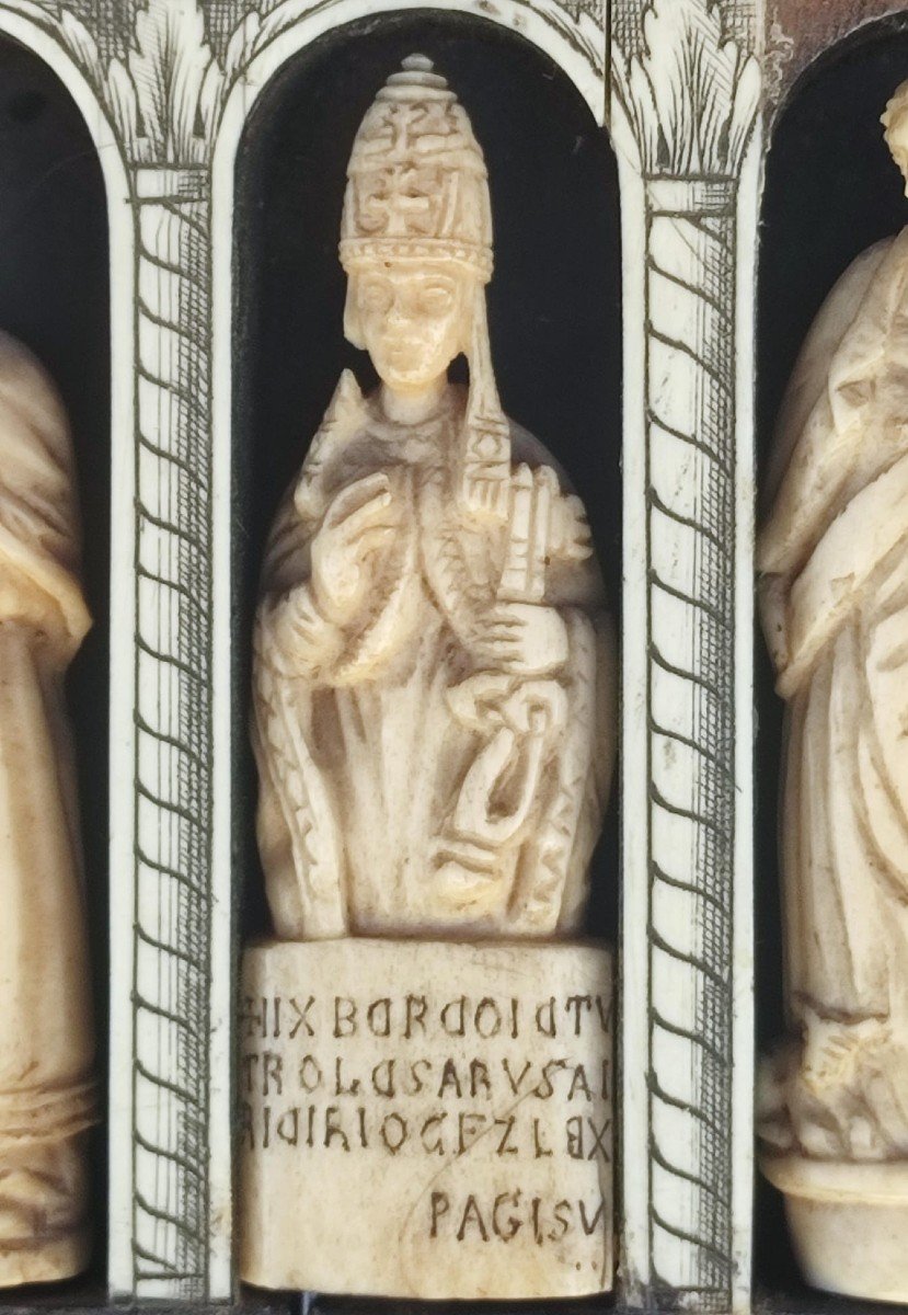 Altarolo senese raffigurante la discendenza tra il Papa Alessandro VI (Borgia) ed il Papa Pio III (Piccolomini) del 22 settembre del 1503.-photo-4