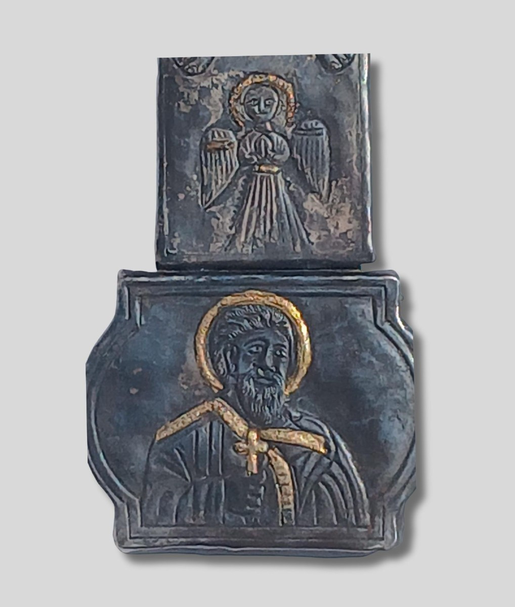 Croce Copta in lamina di argento sbalzato .  Seconda metà del Sec.XIV -photo-1