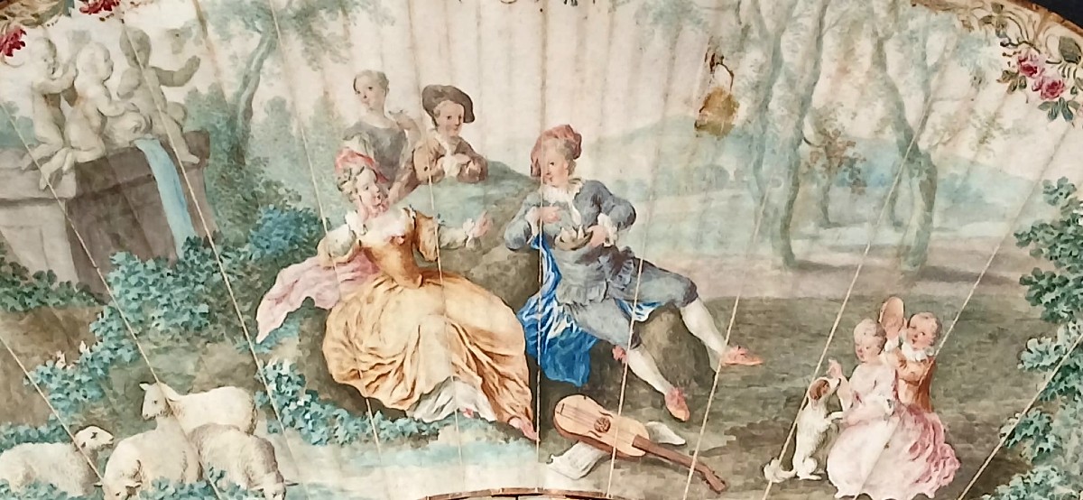 Ventaglio dipinto a tempera su pelle di cigno, epoca Luigi XV, con scene bucoliche alla Watteau-photo-2