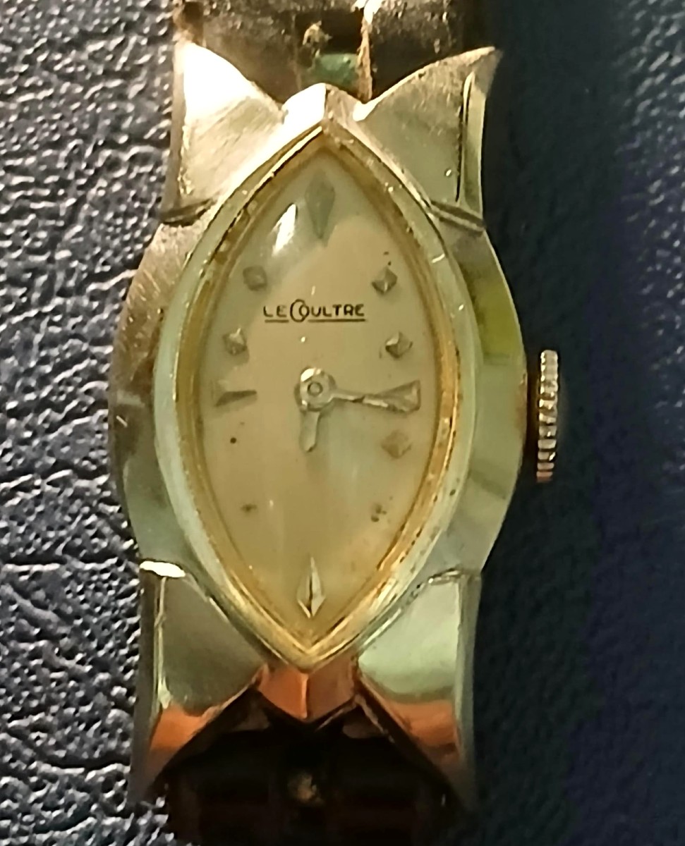 Le Coultre a Geneve. Orologio da donna art Decò in oro bianco 14 kt. funzionante