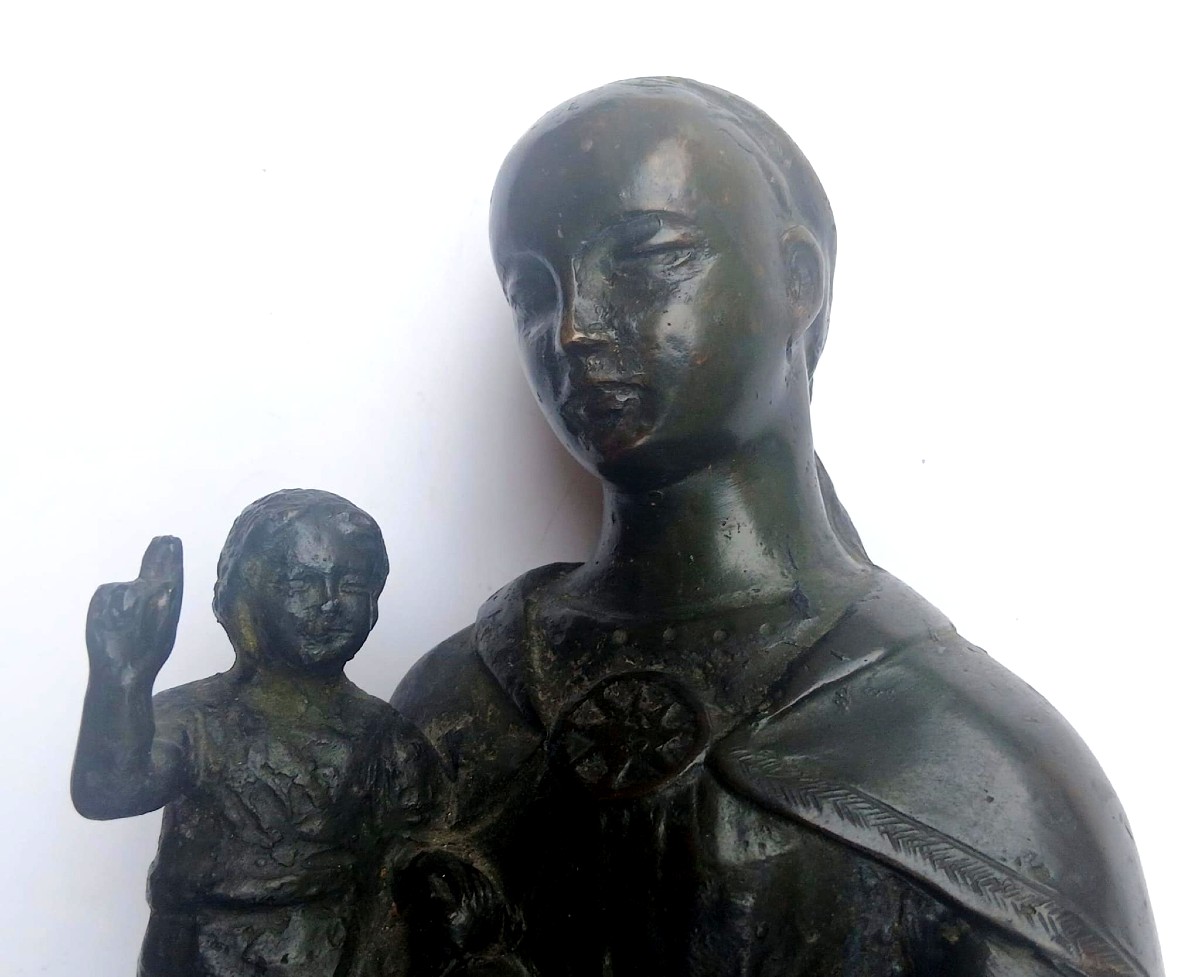 Madonna con Bambino . Scultura in bronzo Franco-Fiamminga degli inizi del XVI secolo. -photo-4