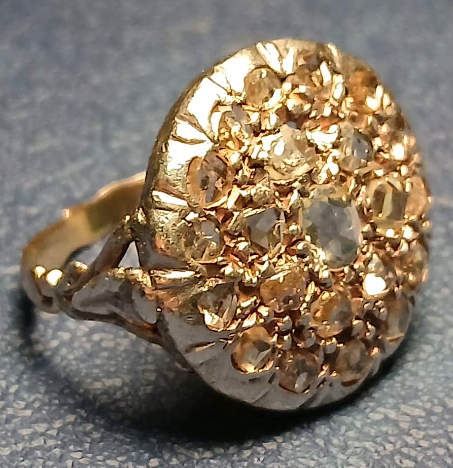 Anello a toppa in oro e rose di diamante kt.1,20  del primo 900'. -photo-3