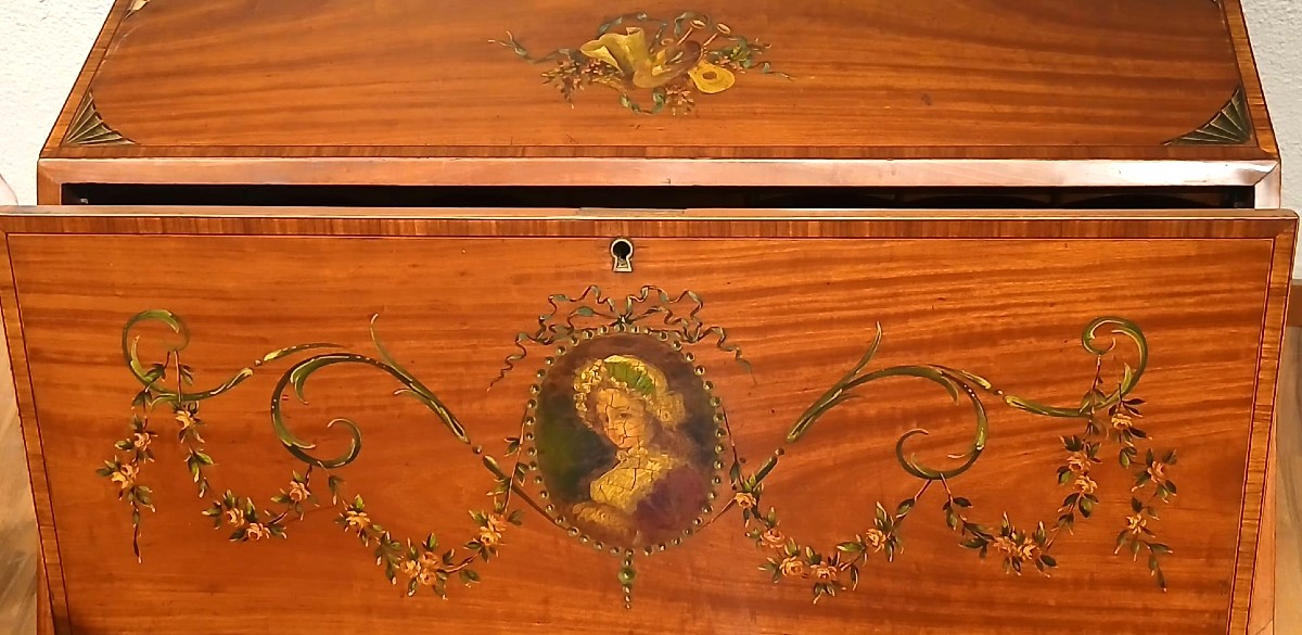 Ribaltina stile Sheraton in mogano massello finemente dipinto. Inghilterra fine 800--photo-3