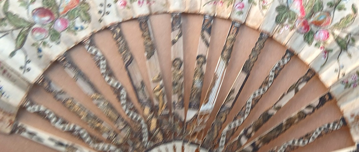 Ventaglio dipinto su raso con scena familiare. Francia Luigi XVI-photo-3