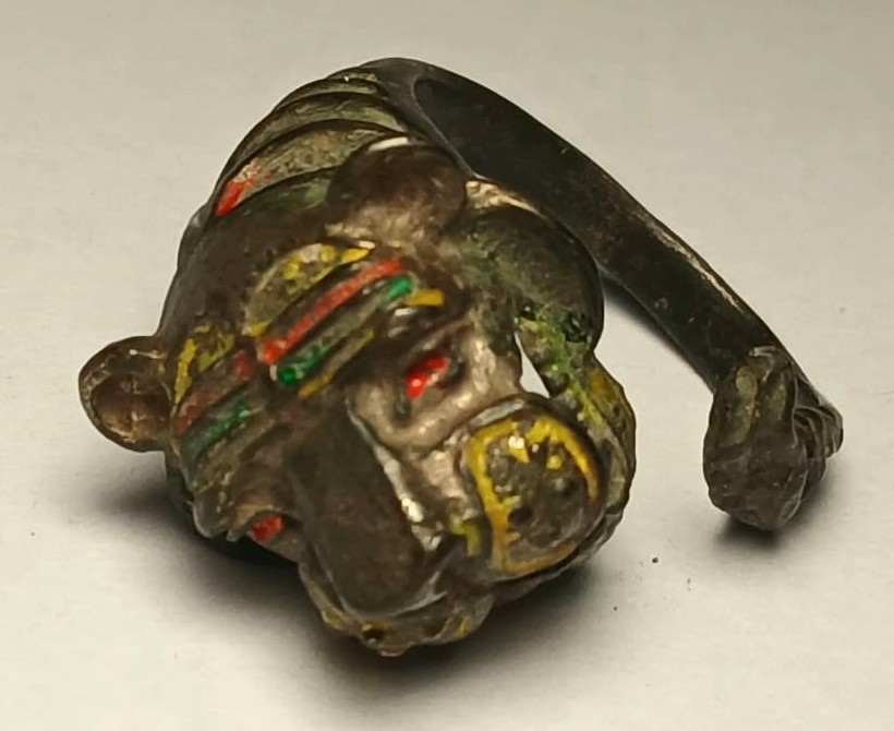 Anello Moghul periodo islamico. Tigre che ruggisce, in argento e smalti. Sec. XVII-XVIII-photo-4