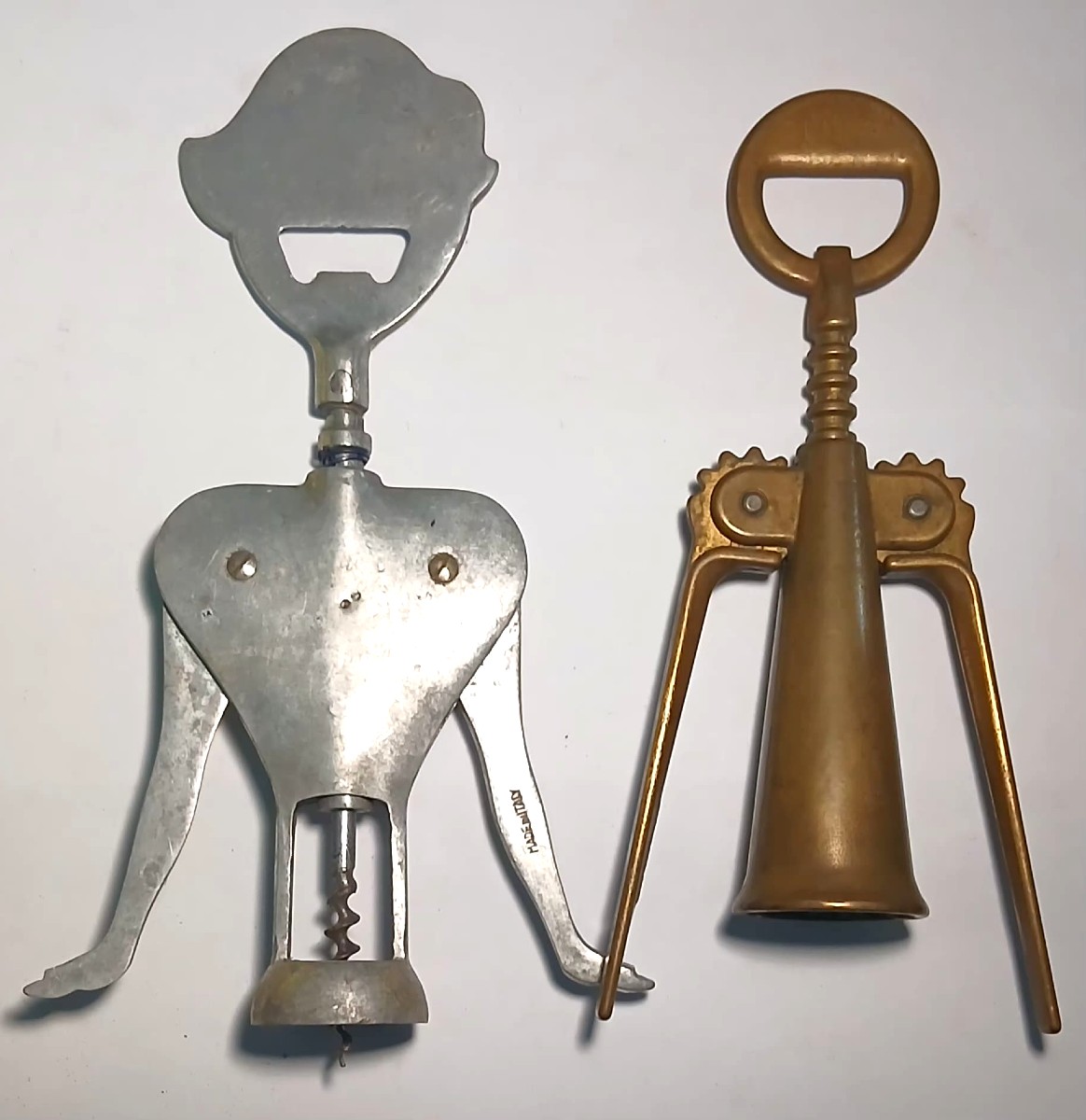 Collezione Museo di oltre 70 cavatappi rari e curiosi ed oggetti legati alla cultura del vino. -photo-6