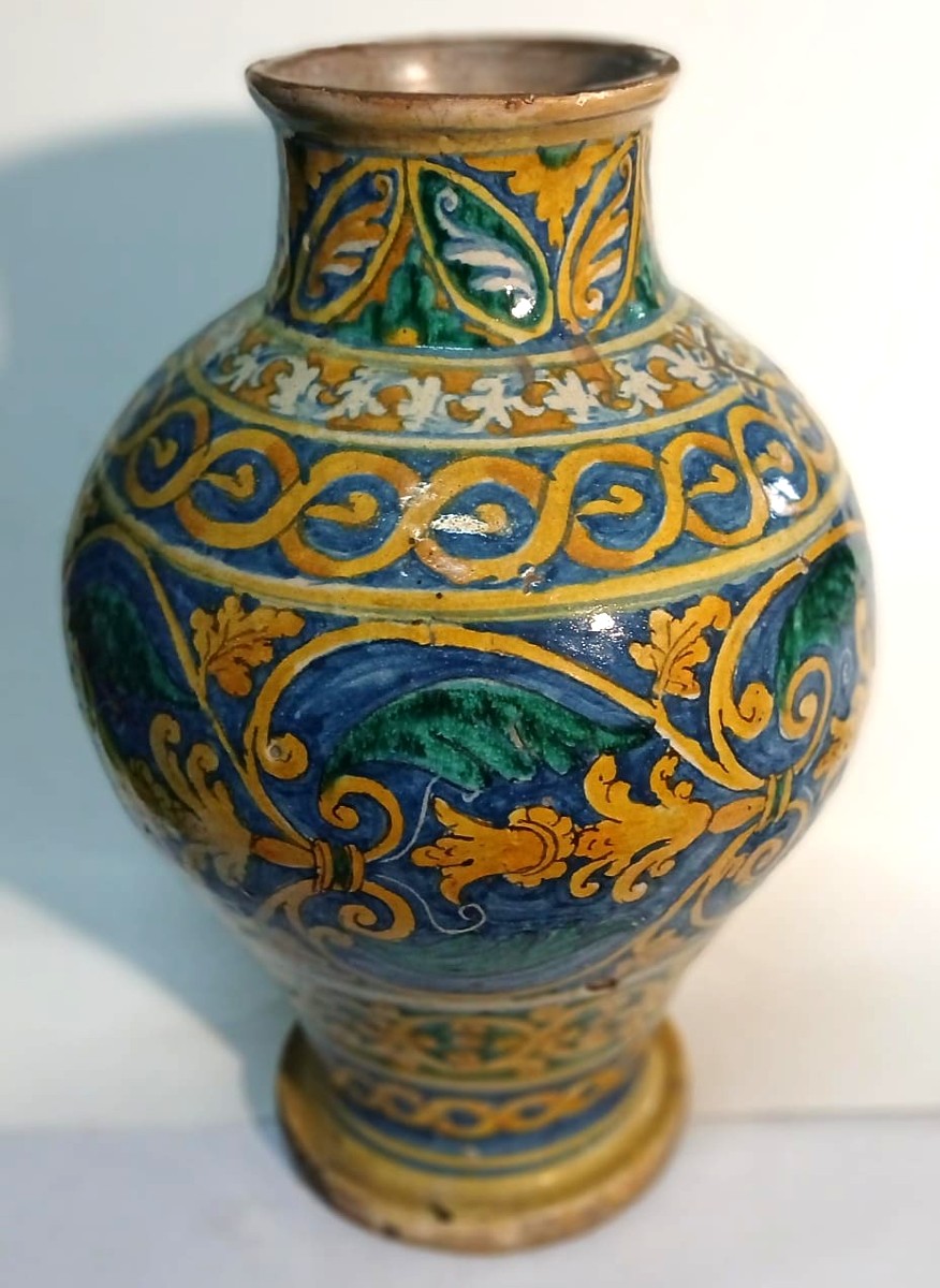 Boccia in Maiolica città di Palermo primissimi del XVII secolo . Leone passante al centro.-photo-3