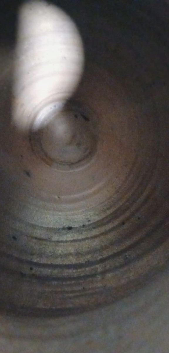 Boccia in Maiolica città di Palermo primissimi del XVII secolo . Leone passante al centro.-photo-2