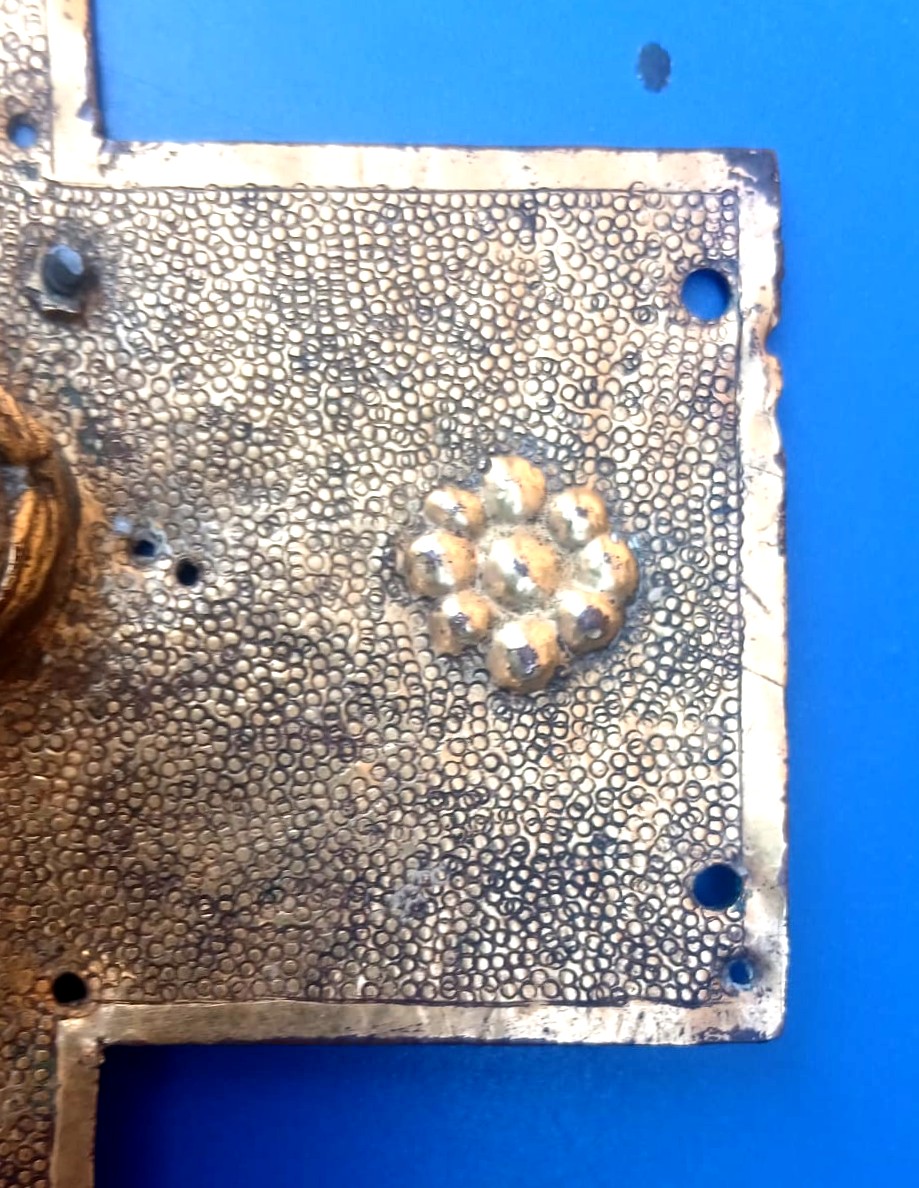 Crocifisso Longobardo in rame dorato a mercurio. (569-774 d.c)-photo-4