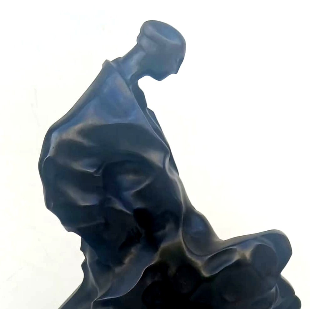 Umberto Boccioni 'L'Uomo Futurista' una scultura  invisibile. Bronzo a cera persa cm 58x45.-photo-3