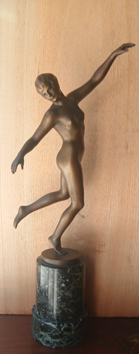 Karl Perl (Austria 1876/1965) Scultura in bronzo raffigurante una ballerina nuda anni  '20.-photo-2