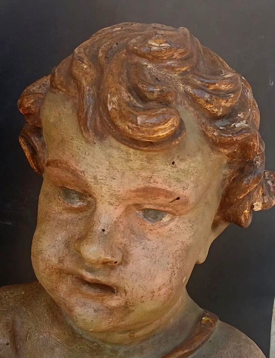 Putto ligneo laccato e dorato. Genova  XVII secolo , cm 66 su basamento dorato Luigi XVI.-photo-2
