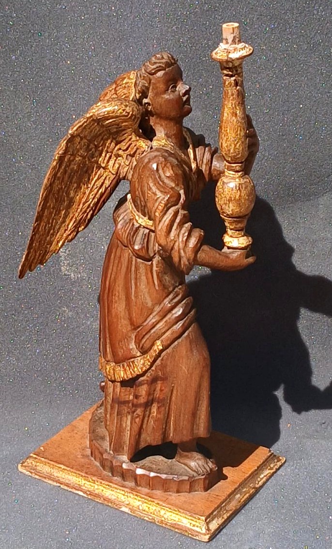 Candeliere in noce scolpito e dorato. Raffinata scultura veneziana degli inizi del XVII secolo-photo-4