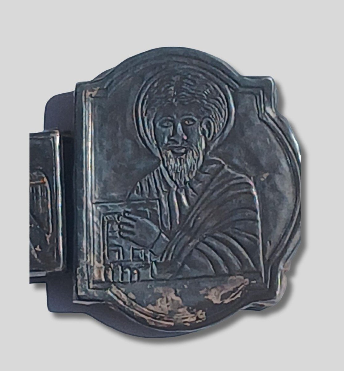 Croce Copta in lamina di argento sbalzato .  Seconda metà del Sec.XIV-photo-3