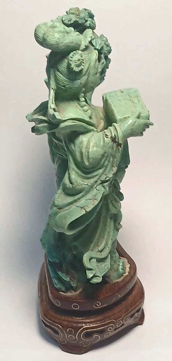 Scultura in turchese raffigurante una Guanyin con in mano uno scrigno aperto. Pechino Fine 800'-photo-3
