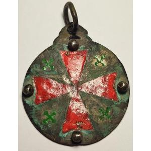 Medaglione Templare in peltro con Croce in smalto rosso e piccole croci in smalto verde e globi