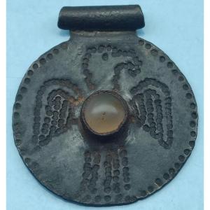 Medaglione in argento raffigurante l'Aquila federiciana. Sicilia Sec. XIII