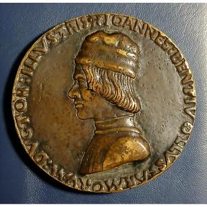 Medaglia raffigurante il Cavaliere Giovanni Bentivoglio firmata da Sperandio Savelli