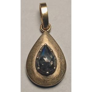 Diamante a goccia puro di mezzo carato sfaccettato, entro montatura in oro gr.2,2 -anni 60'-70'