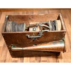 Clacson  a tromba da Carrozza azionato a manovella . Secolo  XIX  