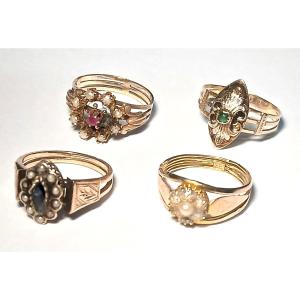 Anelli siciliani in oro del periodo Liberty.  A scelta