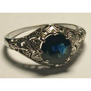 Anello Liberty in oro traforato con Zaffiro. Sicilia 1910-20-