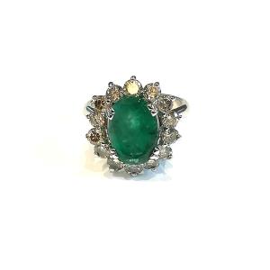 Daisy Ring With Emerald And Diamonds