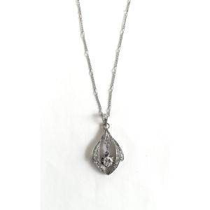 Art Deco Necklace In Gold And Diamonds