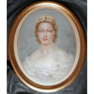 Portrait Of Woman Claude Adam In Algiers Pastel From The 20th Century Signed