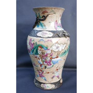 Antique Vase From Nanking, China, Decorated With Battle Scenes, Late 19th Century
